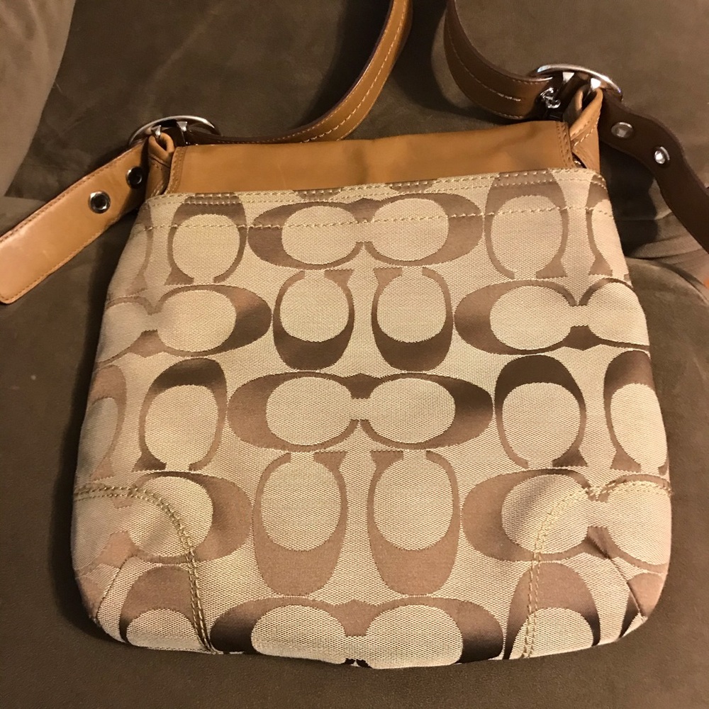 Coach Tan Leather Flap Duffle Crossbody - Picture 4 of 7